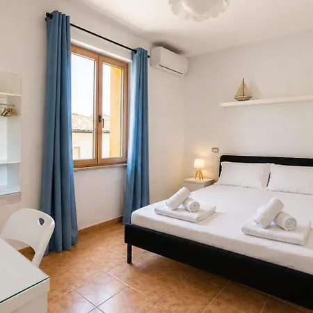 4br Apartment, 5 Minutes To The & 2ba